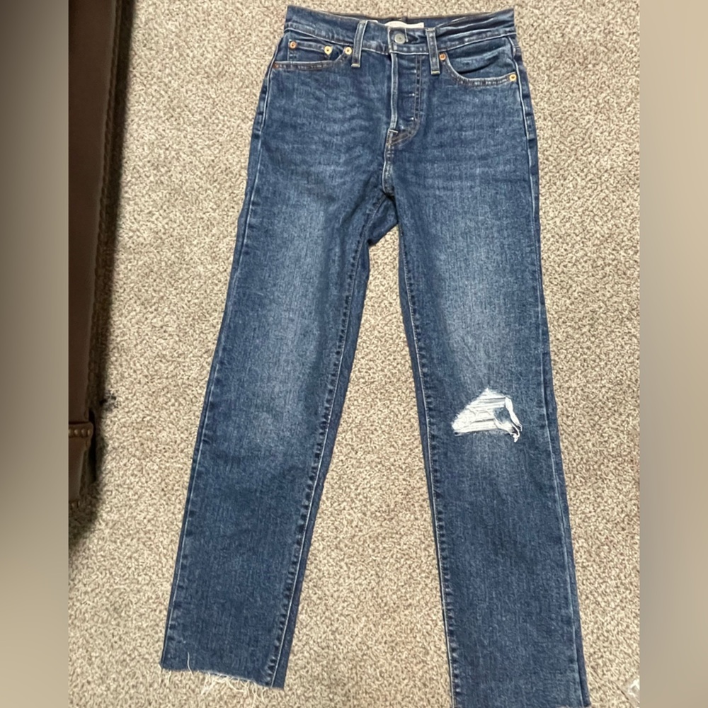 Blue Levi’s Wedgie Straight Leg Denim Jeans​ - Picture 2 of 6